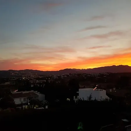Beautiful 9 Bedroom With And Pool. * Málaga