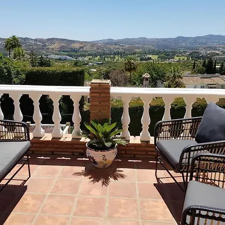 Beautiful 9 Bedroom With And Pool. *