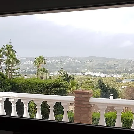 Villa Beautiful 9 Bedroom With And Pool. *