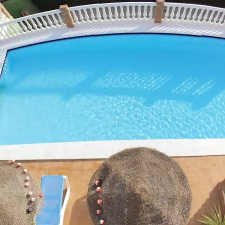 Beautiful 9 Bedroom With And Pool. Villa *