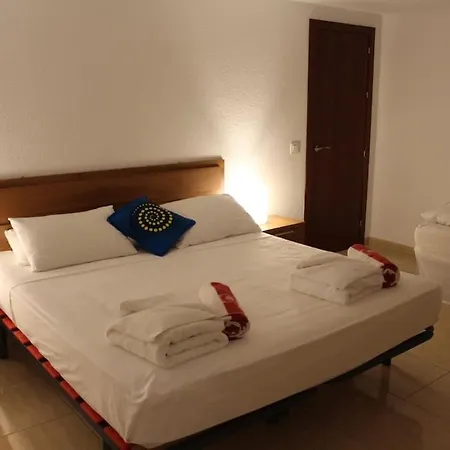Beautiful 9 Bedroom With And Pool. * Malaga
