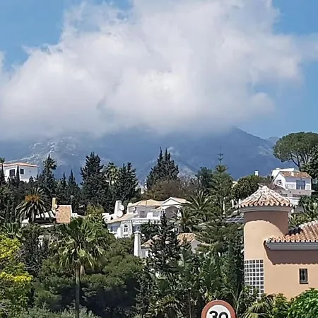 Beautiful 9 Bedroom With And Pool. Villa