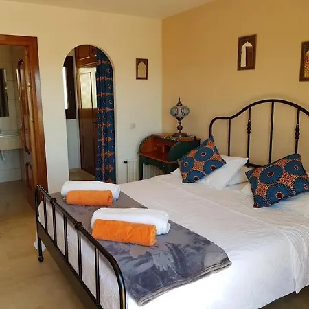 Villa Beautiful 9 Bedroom With And Pool. Malaga
